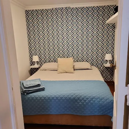 Апартаменты Cozy Estrela Лиссабон