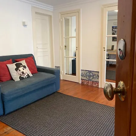 Apartment Cozy Estrela Lisbon
